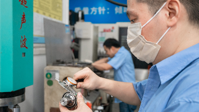 如何解決必能信BRANSON超聲波焊接機(jī)控制面板無顯示問題？