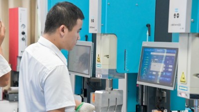 明惠超聲波焊接機(jī)換能器松動(dòng)難題？靈科超聲波“四步法”精準(zhǔn)解決！